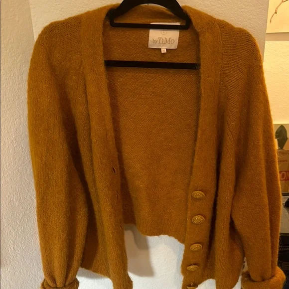 TiMo alpaca Mustard Sweater - Picture 1 of 6